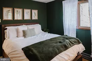 196 Split Rock Ln, Pocono Pines, PA 18350 - Photo 5