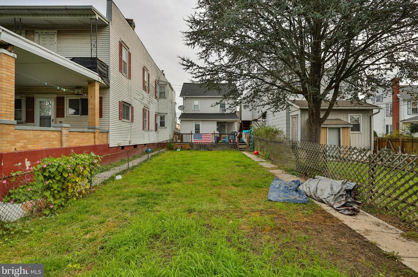 1604 Newport Ave, Northampton PA  18067-1448 exterior