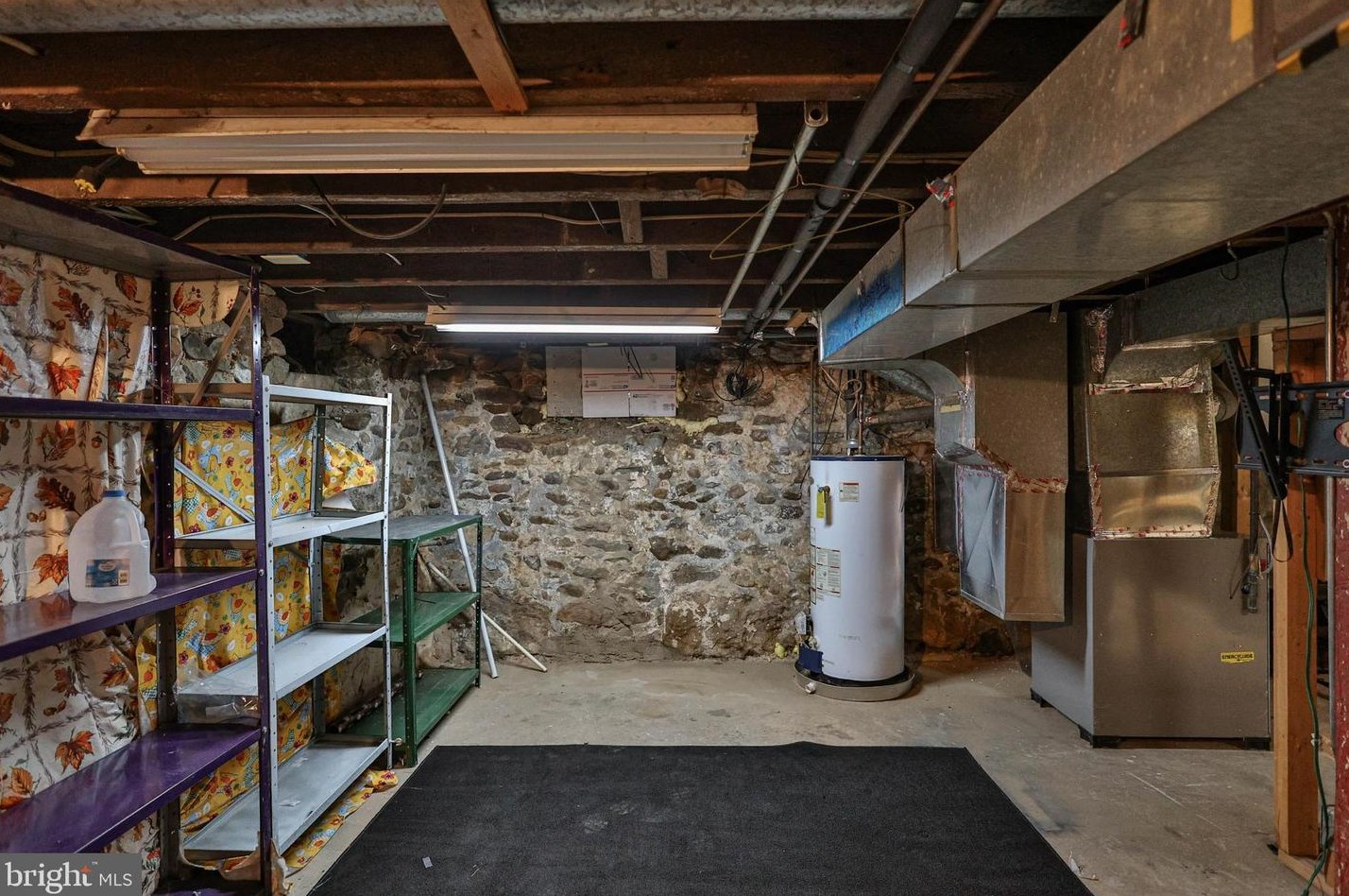 1604 Newport Ave, Northampton PA  18067-1448 exterior