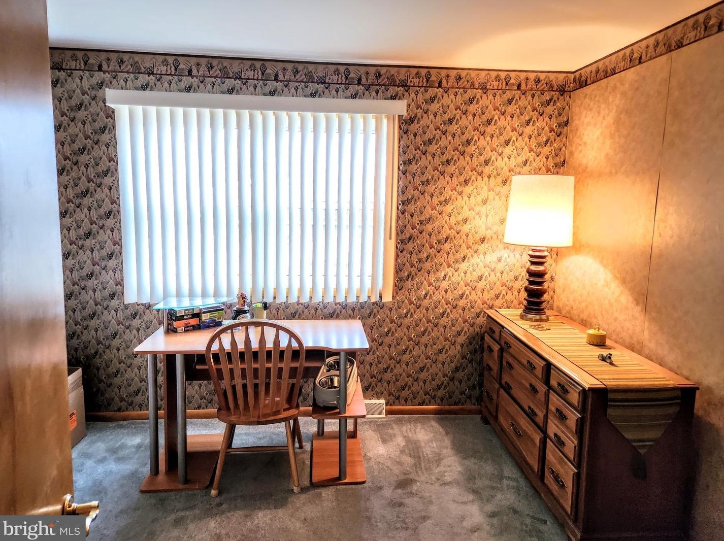 2115 Dewey Ave, Northampton PA  18067-1230 exterior