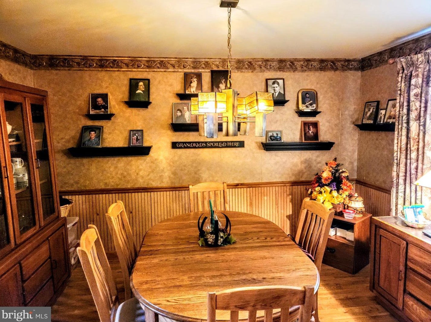 2115 Dewey Ave, Northampton PA  18067-1230 exterior