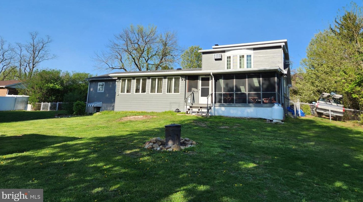 3007 Seemsville Rd, Northampton PA  18067-8932 exterior