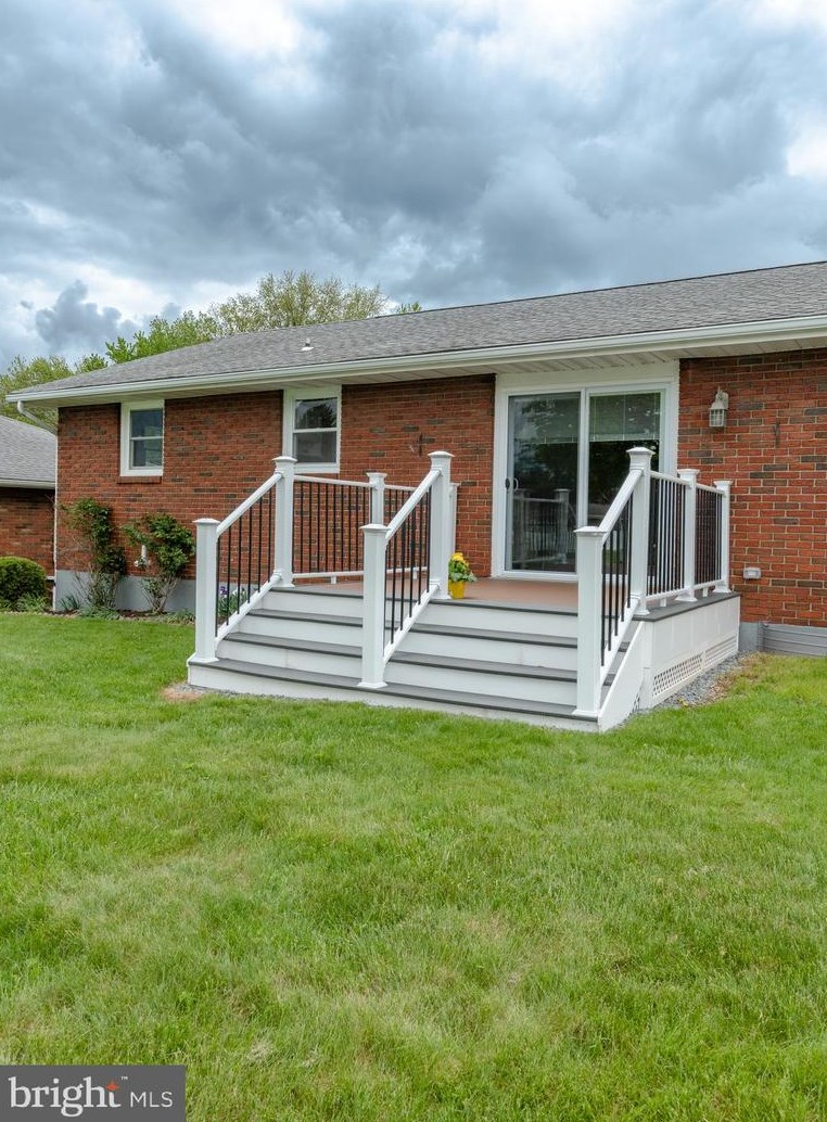 3116 Santee Rd, Bethlehem PA  18020-2832 exterior