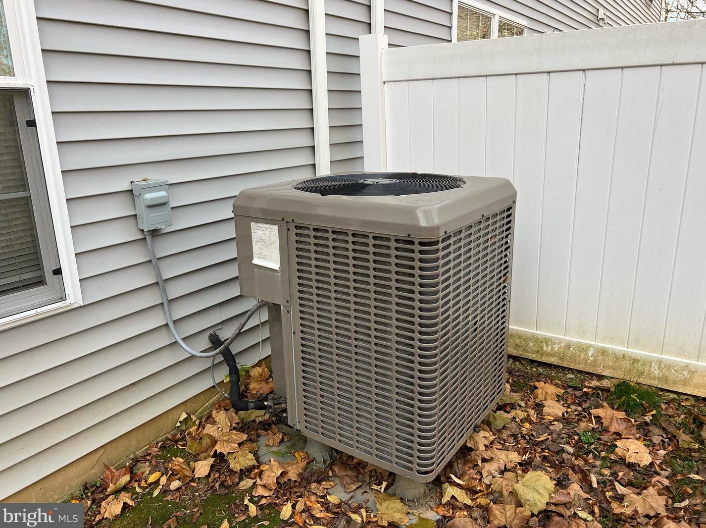 1414 Jadden Ct, Bethlehem PA  18015-9436 exterior