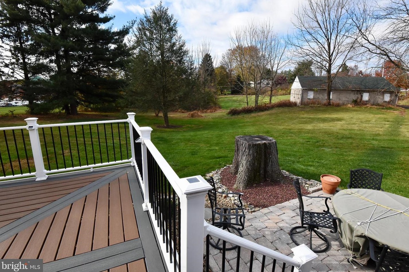 3255 Santee Rd, Bethlehem PA  18020-2833 exterior