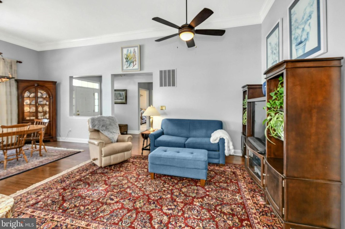 1857 Caryn Dr, Hellertown PA  18055-3423 exterior