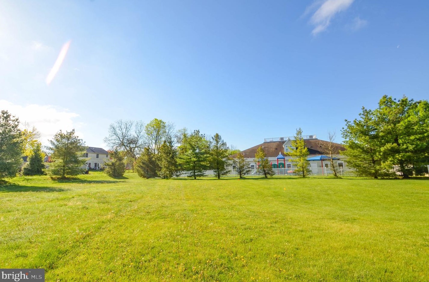 214 Huntington Ln, Easton PA  18040-8483 exterior