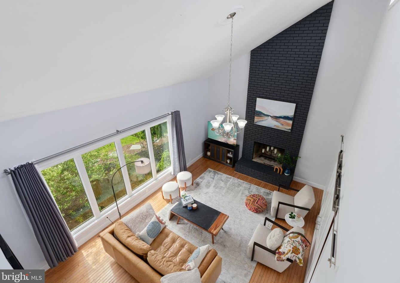 2595 Apple St, Hellertown PA  18055-3210 exterior