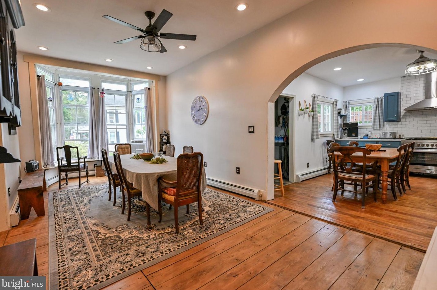 2242 Rdg Rd, Bangor PA 18013-9768 exterior