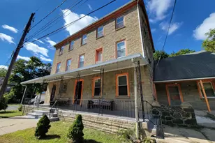 30 Main St, Freemansburg, PA 18017 - Photo 1