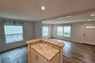 465 Royal Manor Rd, Easton, PA 18042 - Photo 5