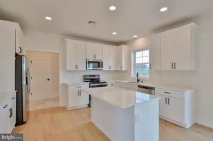 936 Emerald Valley Ln, Bangor, PA 18013 - Photo 13