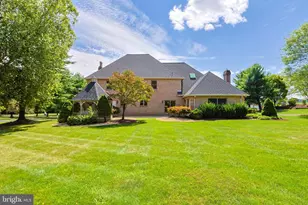 3685 Manor Rd, Bethlehem, PA 18020 - Photo 17