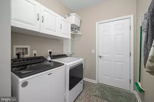 3801 Loyal Ln, Easton, PA 18045 - Photo 33