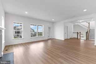 4929 Farrcroft Dr, Easton, PA 18040 - Photo 9