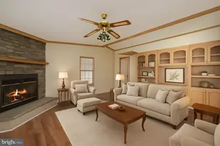 183 Greenbriar Dr S, Bath, PA 18014 - Photo 35