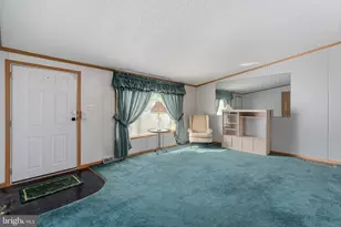 183 Greenbriar Dr S, Bath, PA 18014 - Photo 13