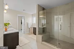 4350 Saratoga Dr, Bethlehem, PA 18020 - Photo 37