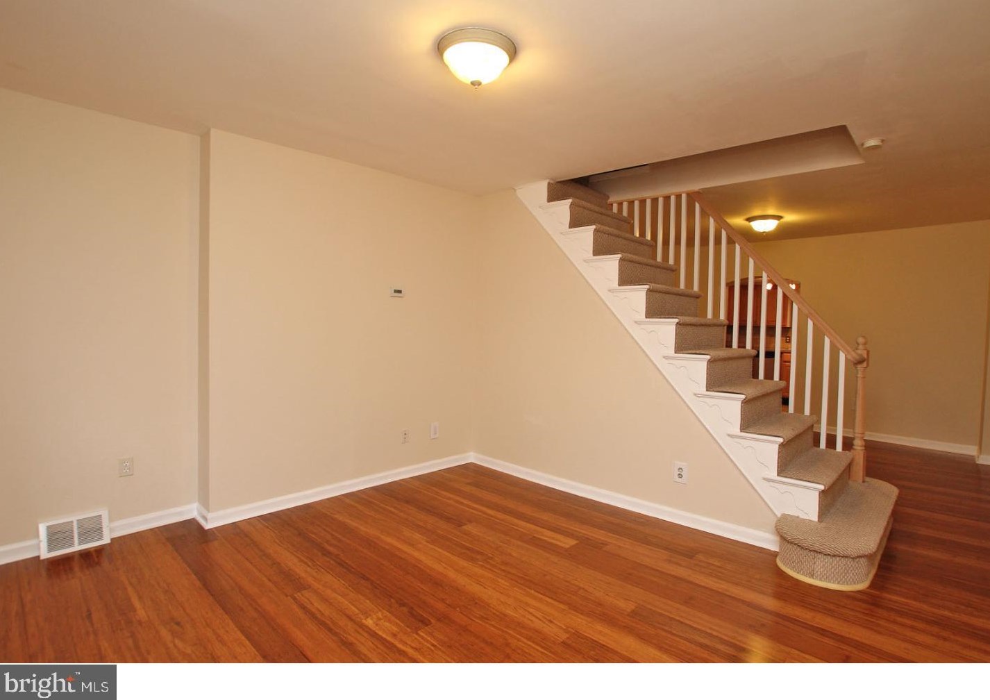 2322 Thompson St, Philadelphia PA  19125-3629 exterior