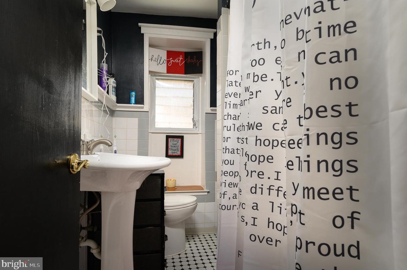 105 Seville St, Philadelphia PA 19127-1811 exterior