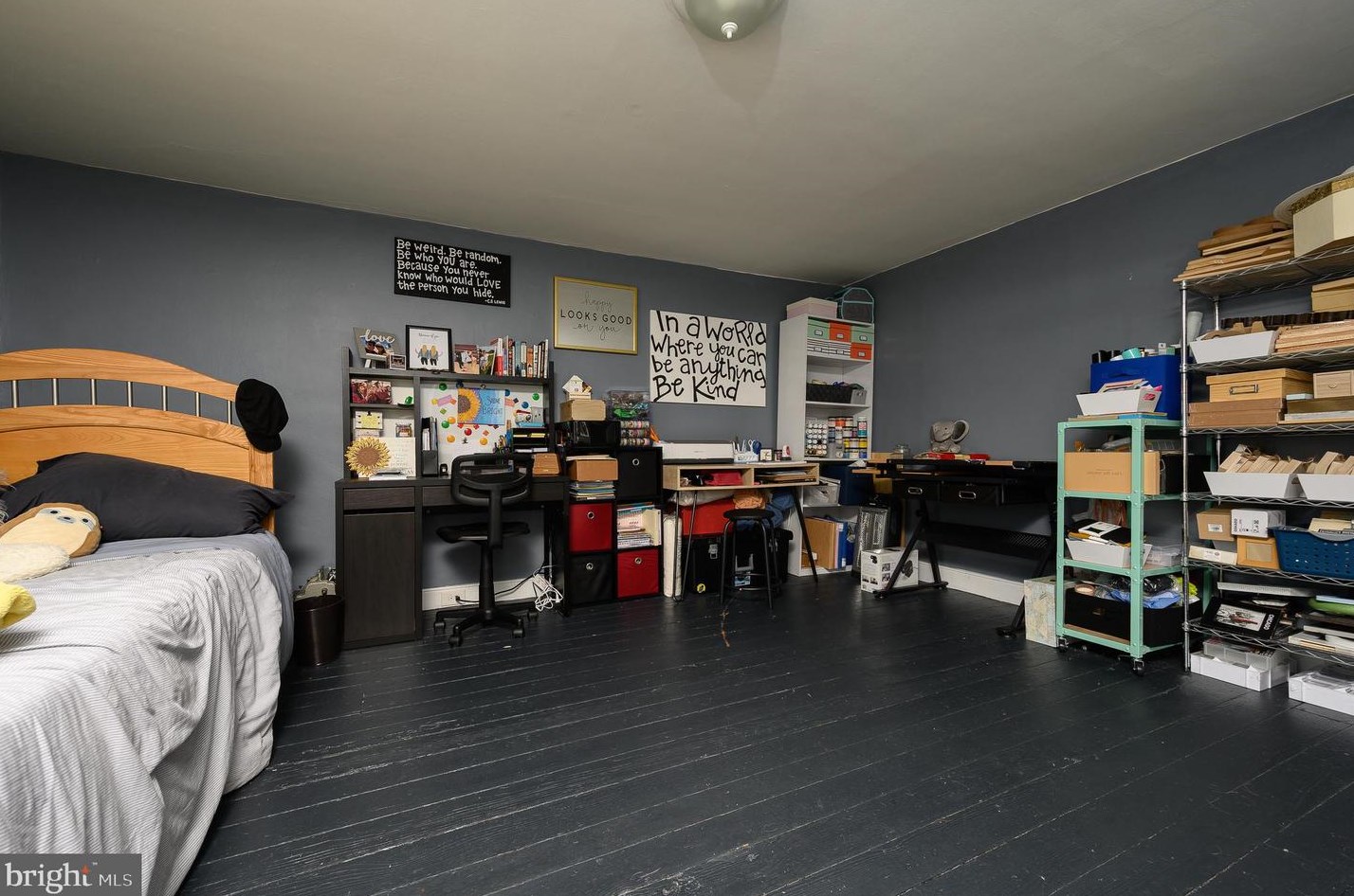 105 Seville St, Philadelphia PA 19127-1811 exterior