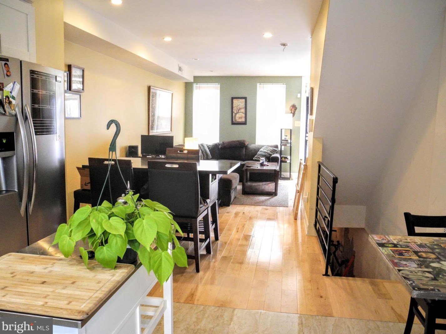 1538 Opal St, Philadelphia PA  19146-4634 exterior