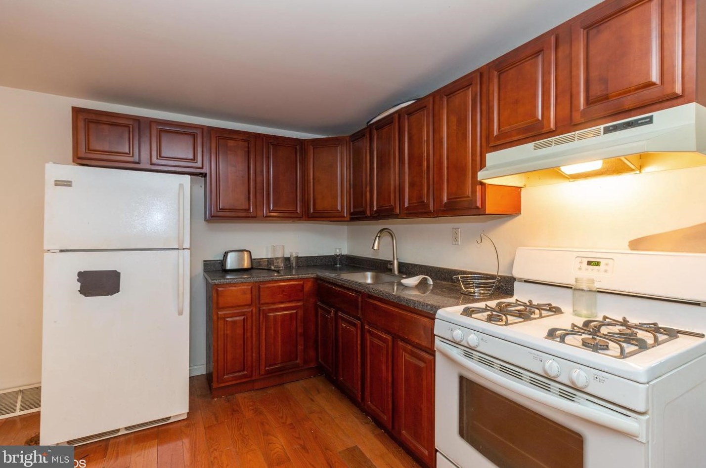 1530 Beulah St, Philadelphia PA 19147-3906 exterior