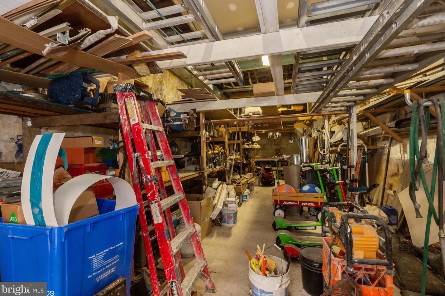 1530 Beulah St, Philadelphia PA 19147-3906 exterior