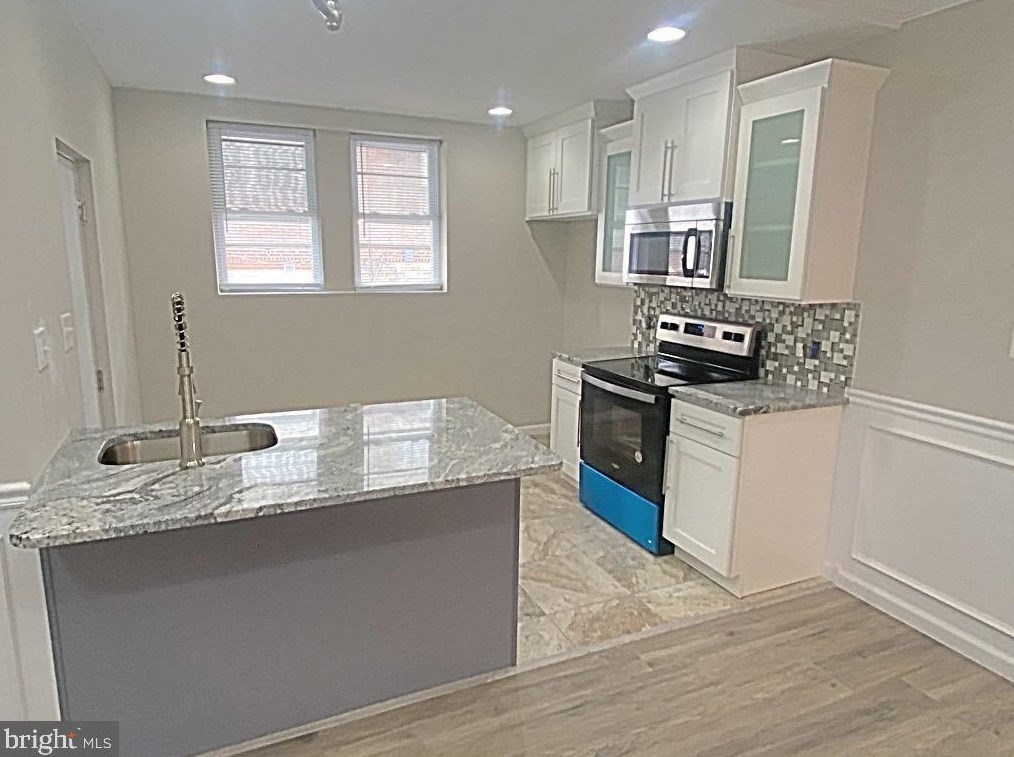 1523 Orland St, Philadelphia PA  19126-2755 exterior