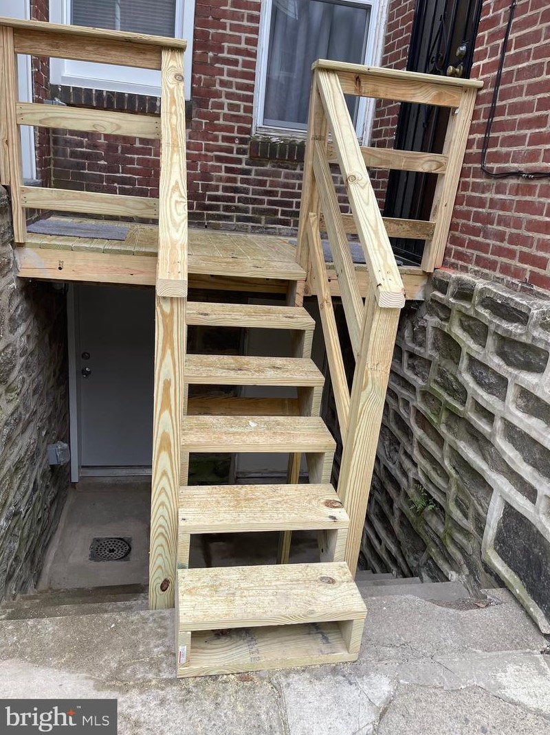 1523 Orland St, Philadelphia PA  19126-2755 exterior