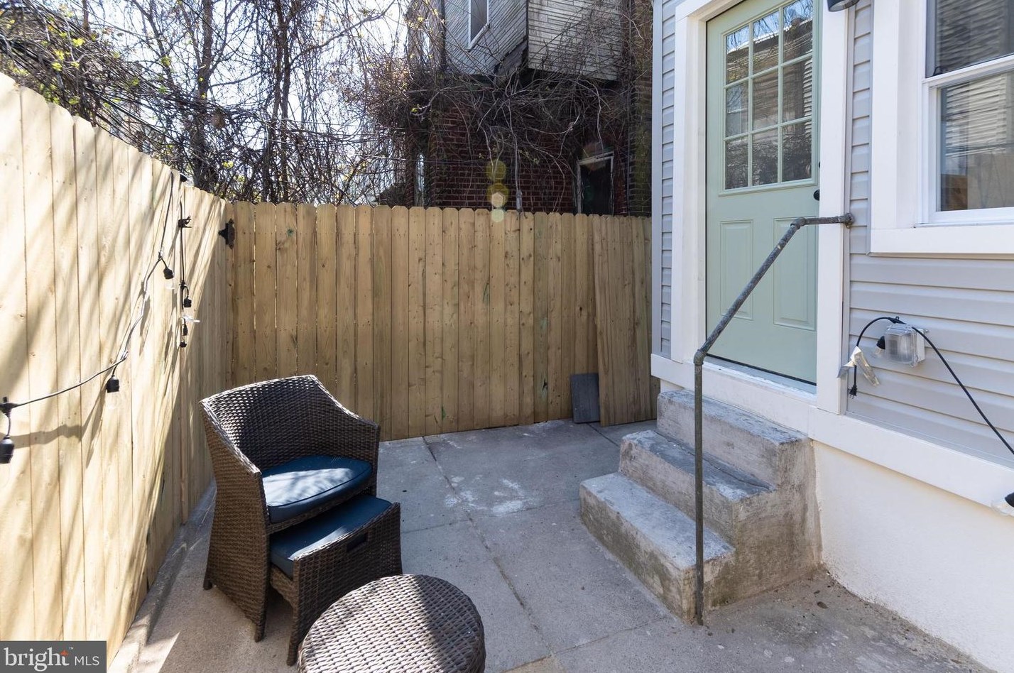 2937 Nicholas St, Philadelphia PA  19121-2725 exterior