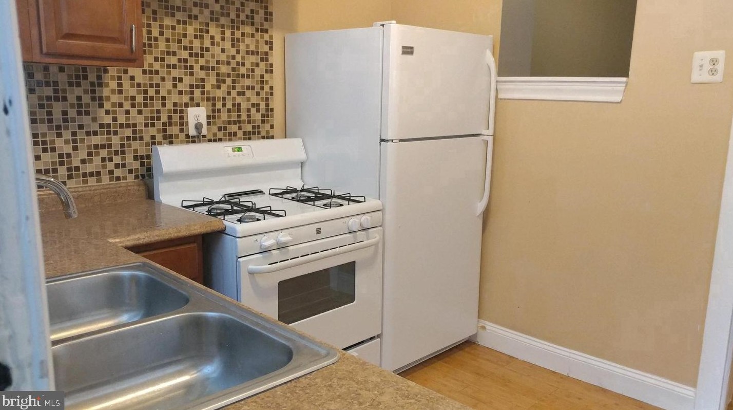3610 Sepviva St, Philadelphia PA  19134-2715 exterior