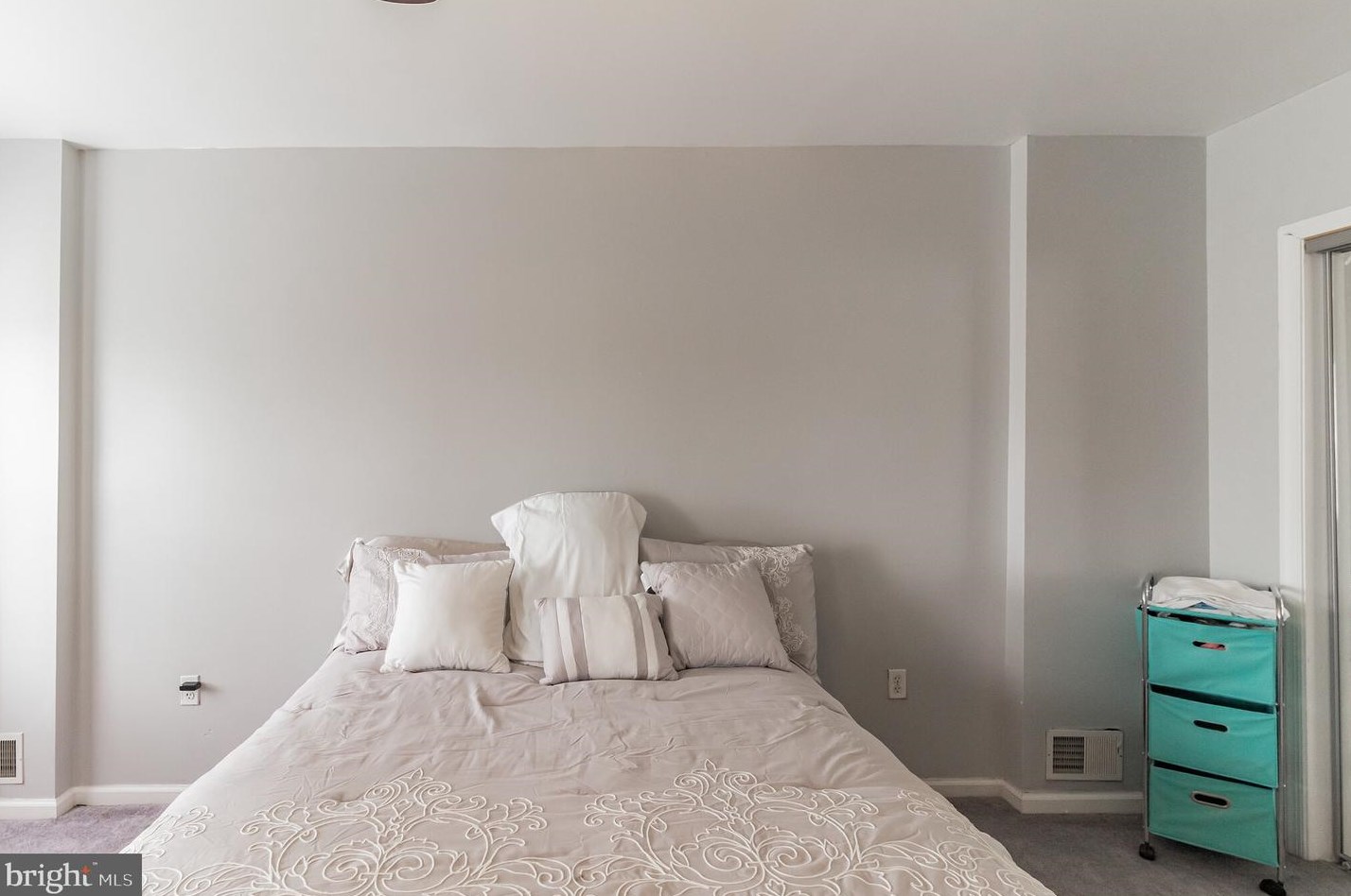 2123 Cecil St, Philadelphia PA 19143-5913 exterior