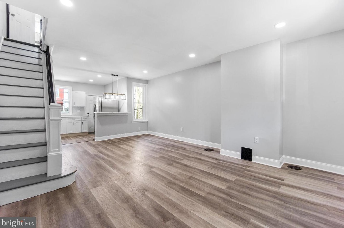 246 Robinson St, Philadelphia PA  19139-1122 exterior