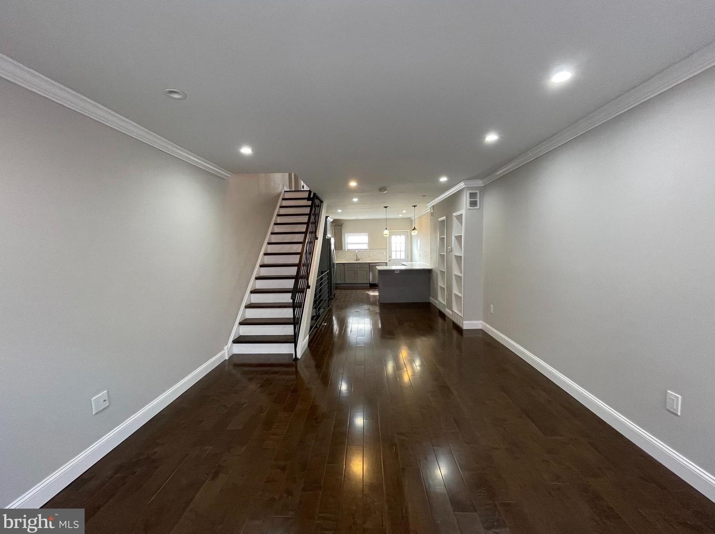 1742 Cleveland St, Philadelphia PA  19145-2107 exterior