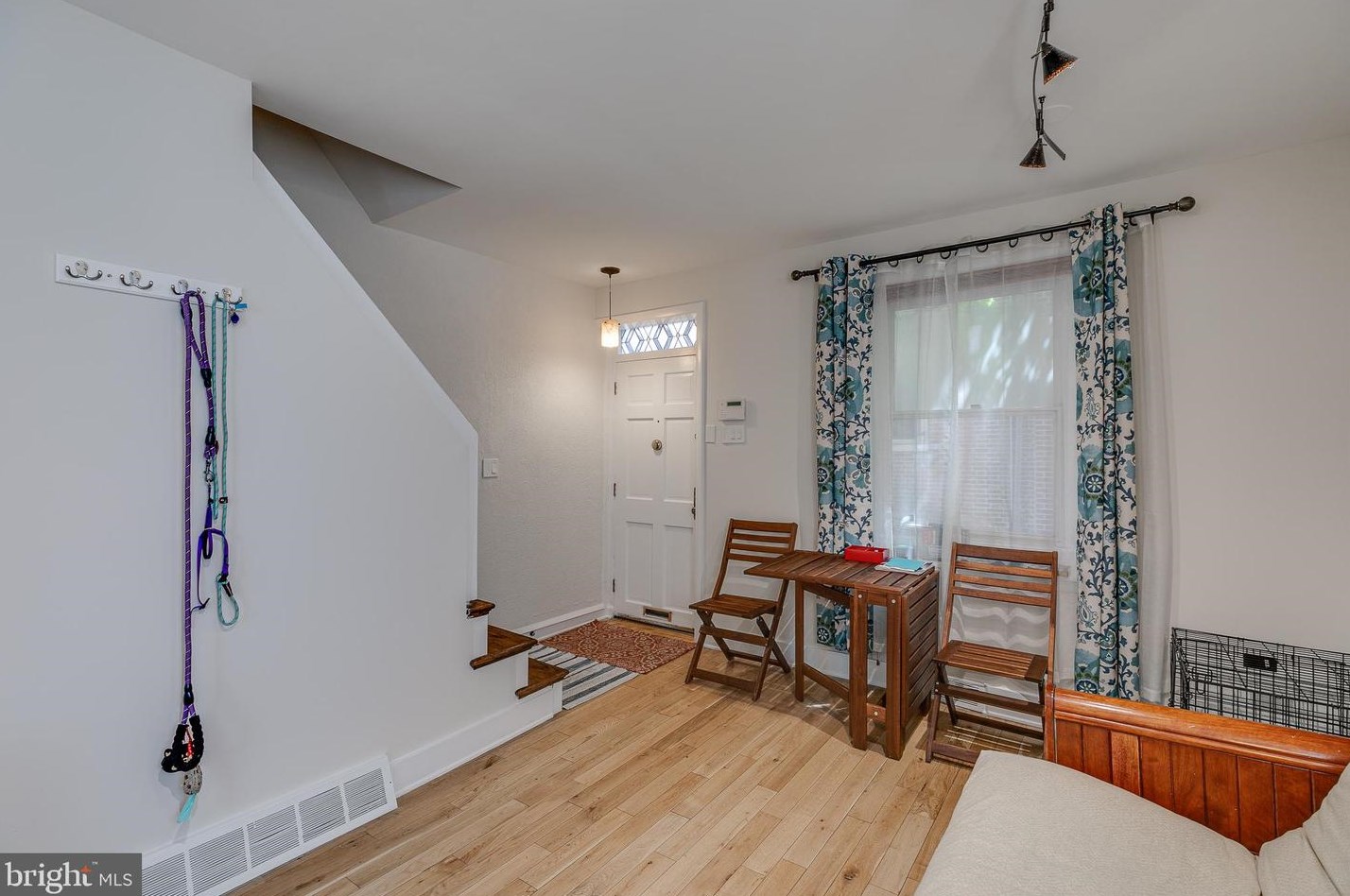 1005 Waverly St, Philadelphia PA  19147-1226 exterior