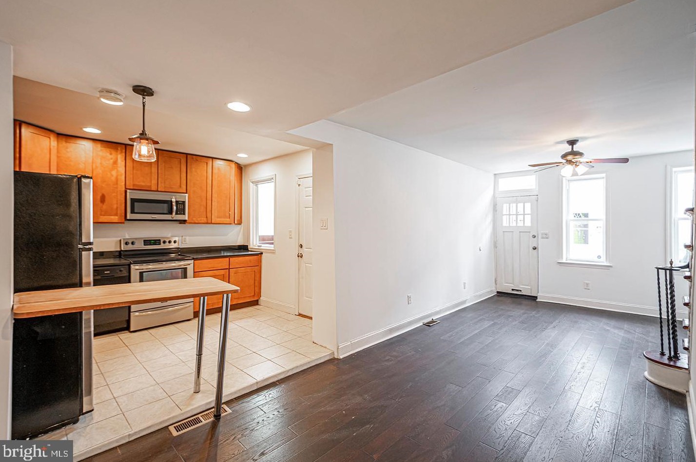 417 Flora St, Philadelphia PA  19125-3315 exterior