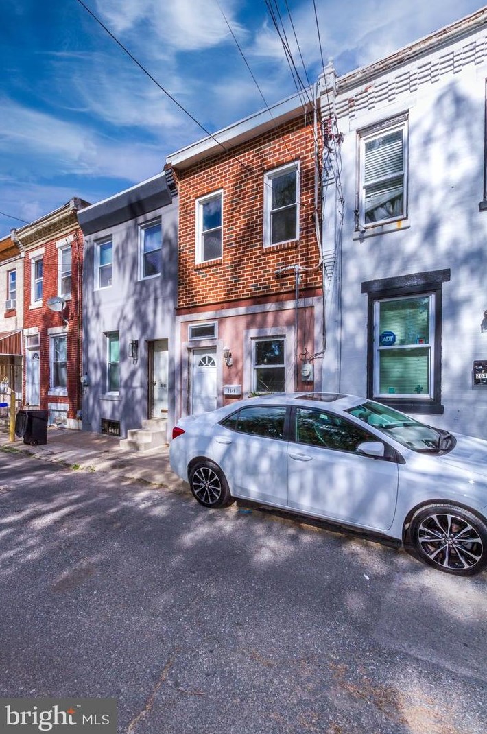 2049 Philip St, Philadelphia PA  19122-1614 exterior
