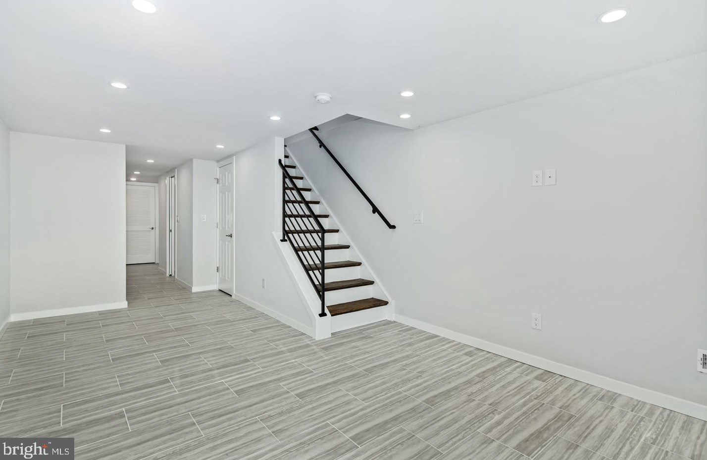 2211 Mifflin St, Philadelphia PA  19145-1902 exterior