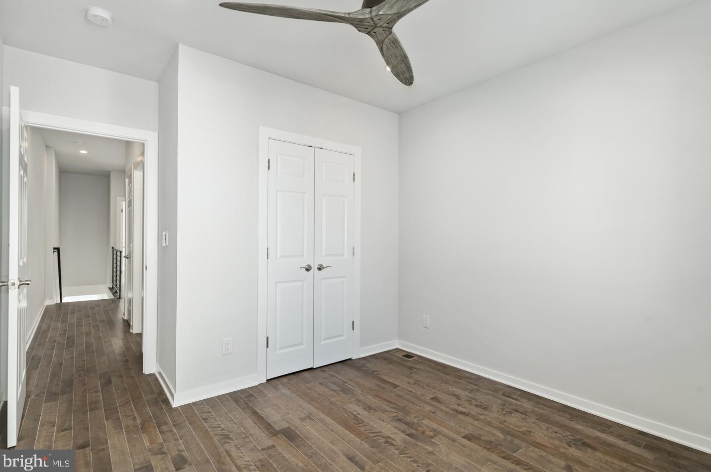 2211 Mifflin St, Philadelphia PA  19145-1902 exterior