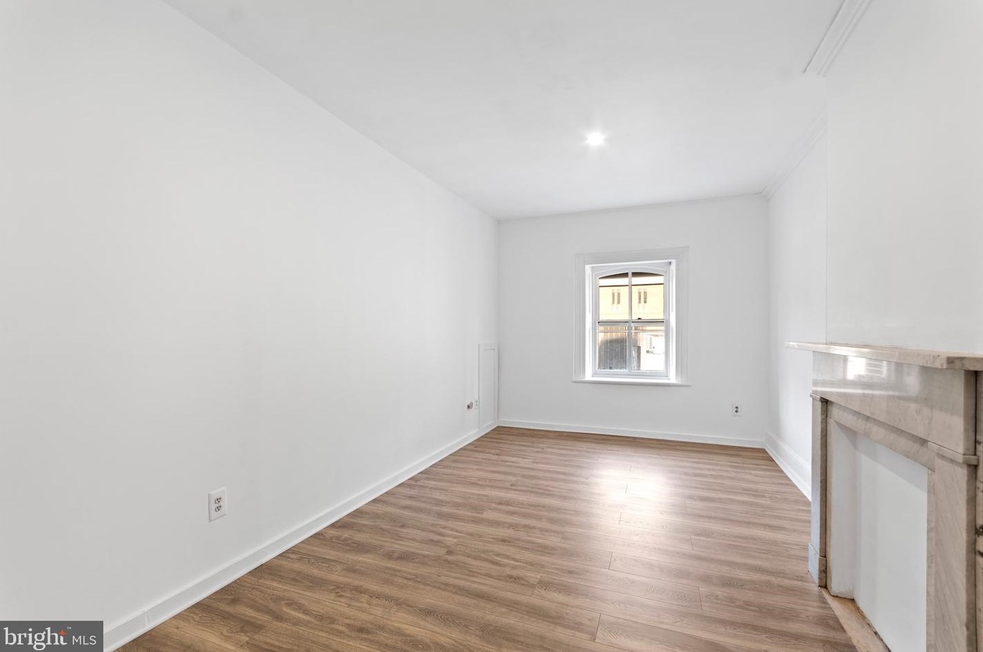 1035 Spruce St, Philadelphia PA  19107-6736 exterior