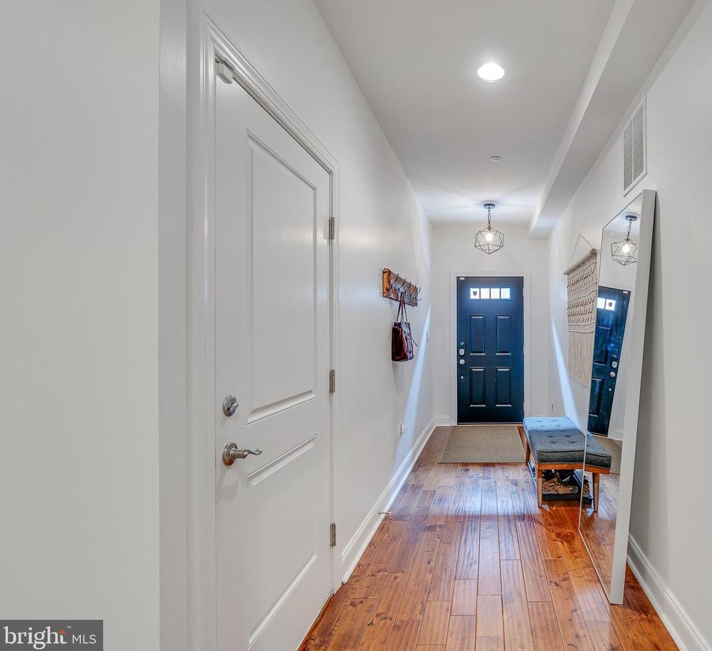 1421 Howard St, Philadelphia PA  19122-3905 exterior