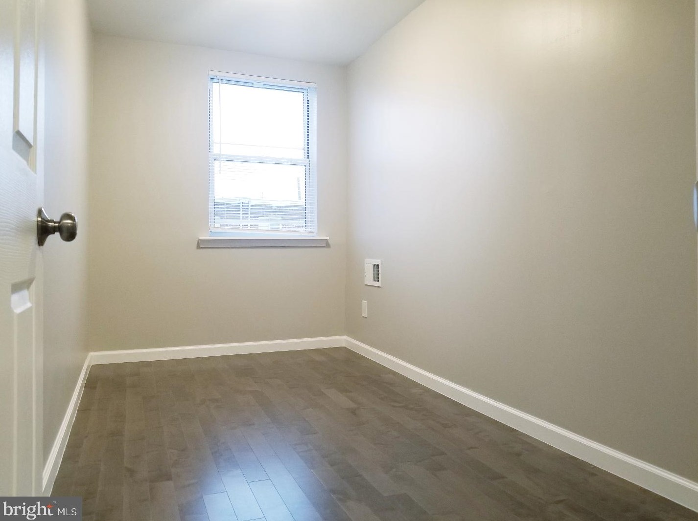 2005 Etting St, Philadelphia PA  19145-2509 exterior