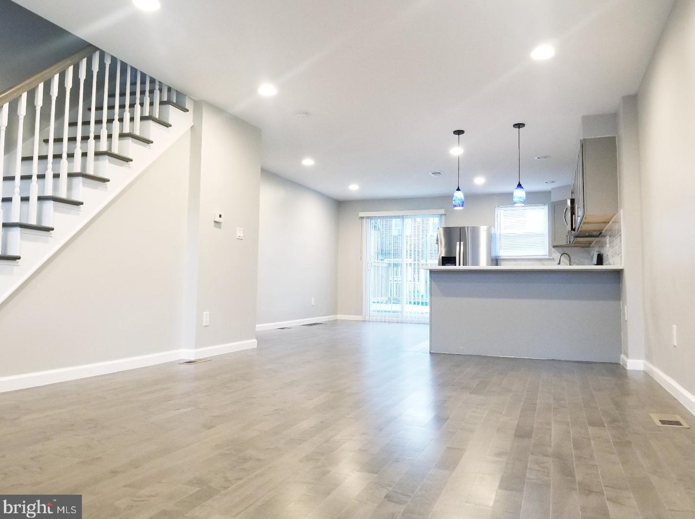 2005 Etting St, Philadelphia PA  19145-2509 exterior