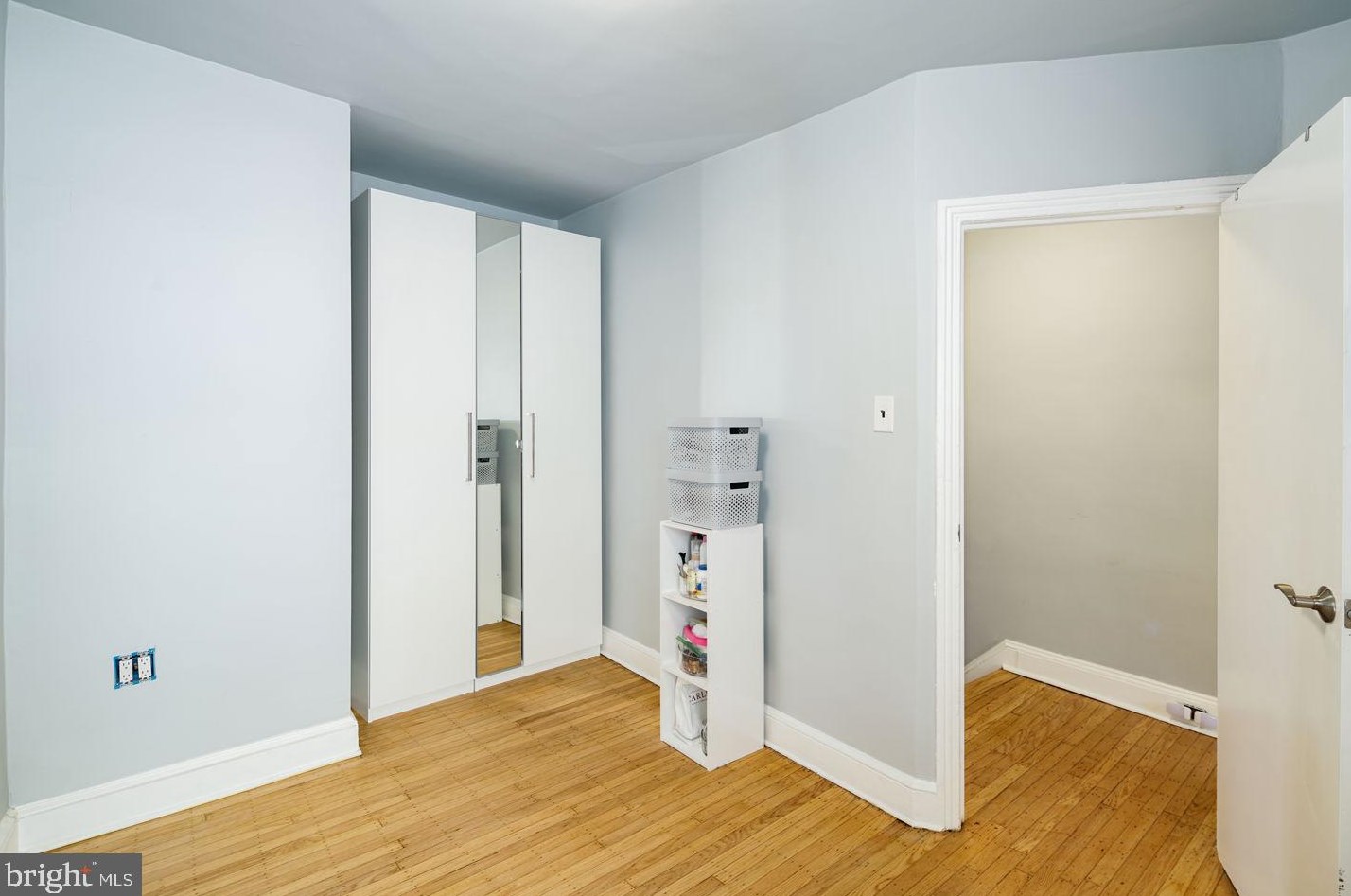 226 Tasker St, Philadelphia PA  19148-1325 exterior