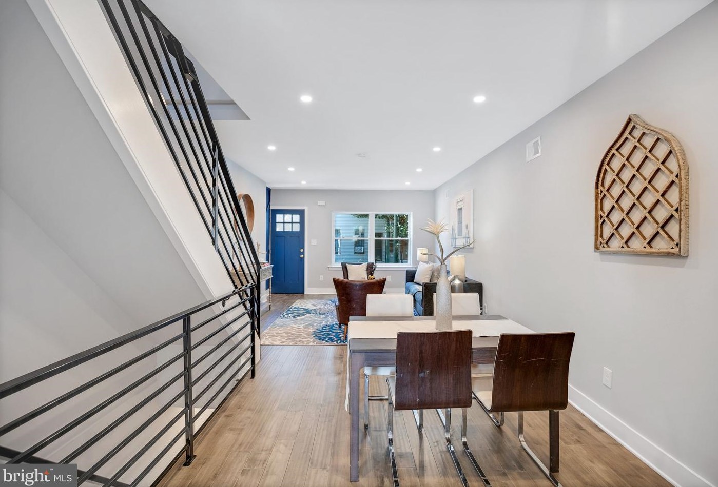 1230 Tasker St, Philadelphia PA  19148-1031 exterior