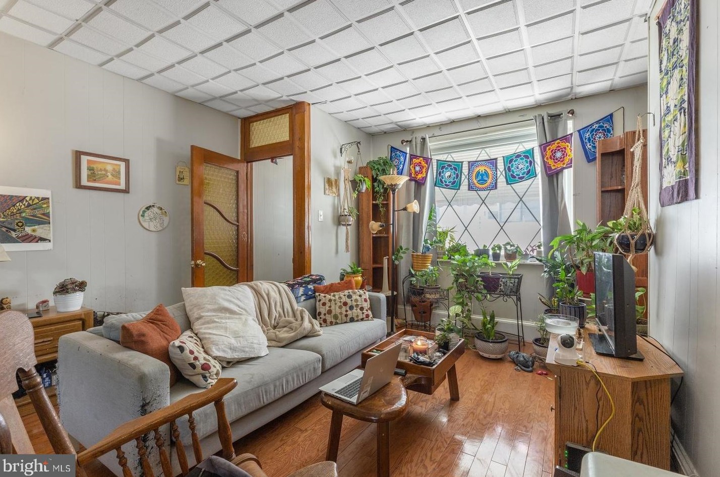2112 Cross St, Philadelphia PA  19146-4549 exterior