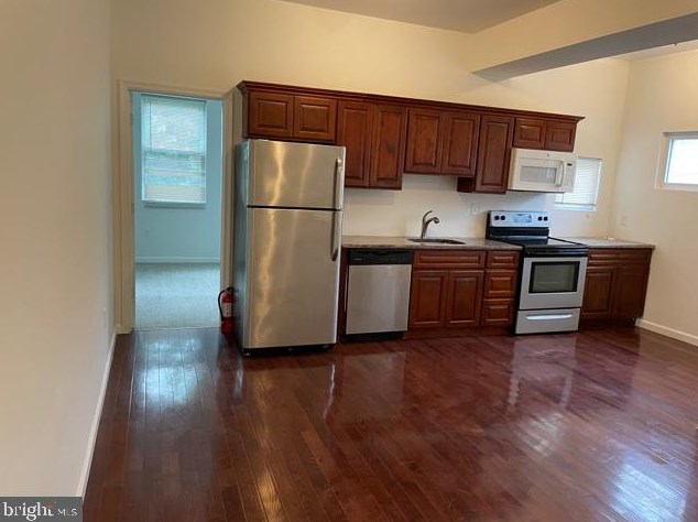 3301 16th St, Philadelphia PA  19140-4902 exterior