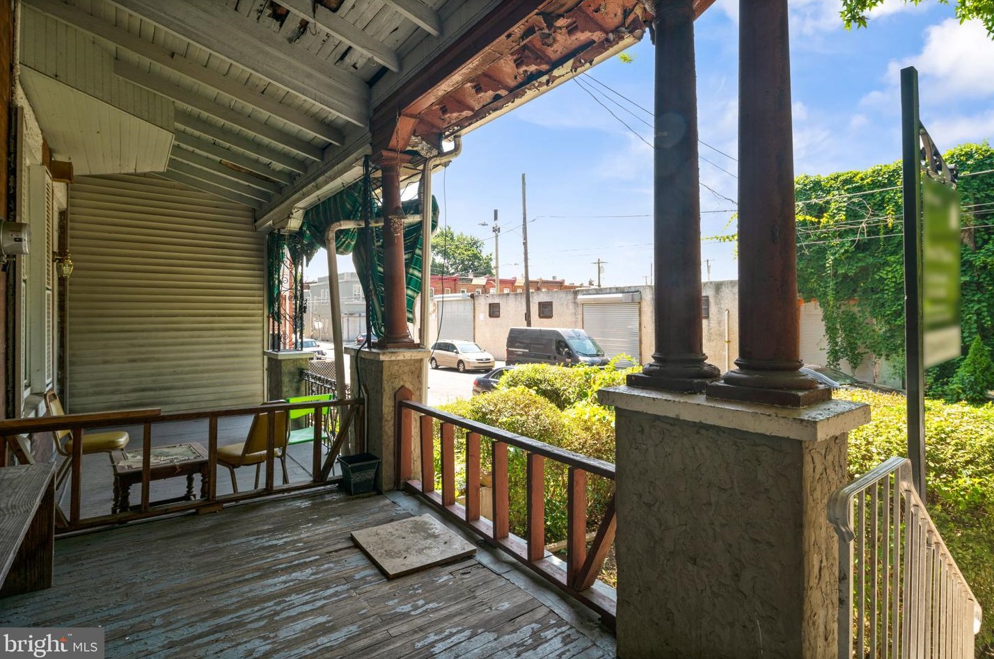 2413 Hagert St, Philadelphia PA  19132-4230 exterior