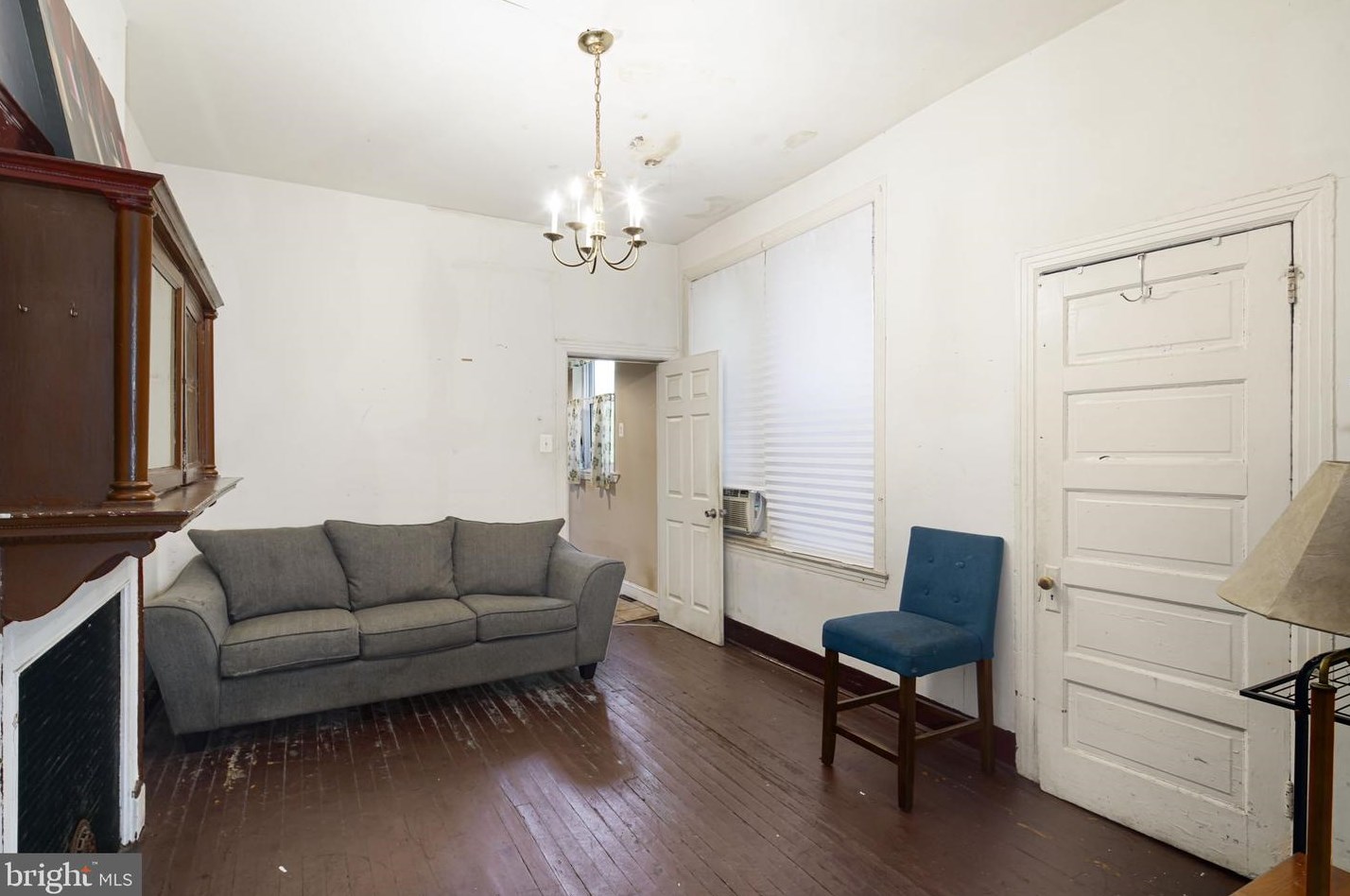 2413 Hagert St, Philadelphia PA  19132-4230 exterior